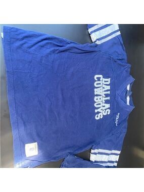 Redbox Dallas Cowboy Shirt